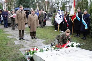 Toruń uczcił pamięć gen. Elżbiety Zawackiej