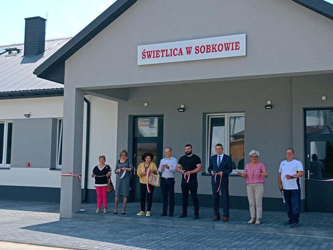 Sobków i okolice. Mieszkańcy oraz znane miejsce