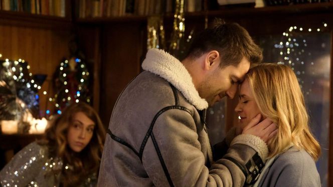 M jak miłość odc. 1858. Dima (Michaił Pszeniczny), Julia (Marta Chodorowska)