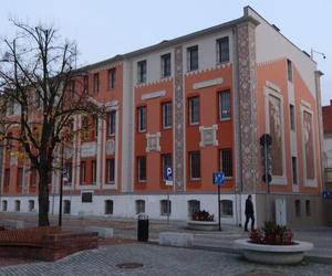 Kamienice pięknieją