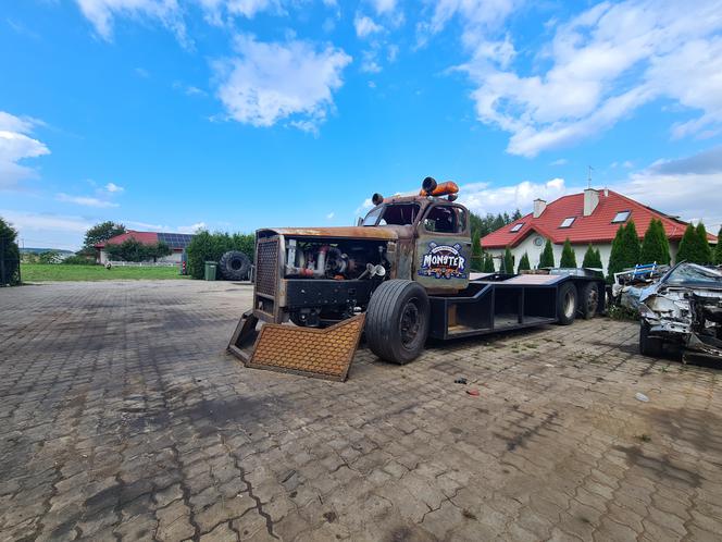 Podkarpackie. Zrobił największego monster trucka [ZDJĘCIA]