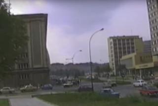 Aleja Piłsudskiego w 1990 roku: To wideo przywołuje wspomnienia [WIDEO]