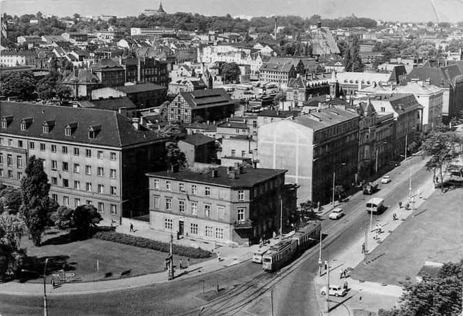 Bydgoszcz na czarno-białych pocztówkach z lat PRL. Niesamowite wspomnienia