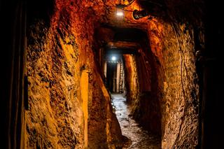 Podziemny wodospad na Dolnym Śląsku. Jedyny taki wodospad w Polsce znajduje się na dnie kopalni złota 