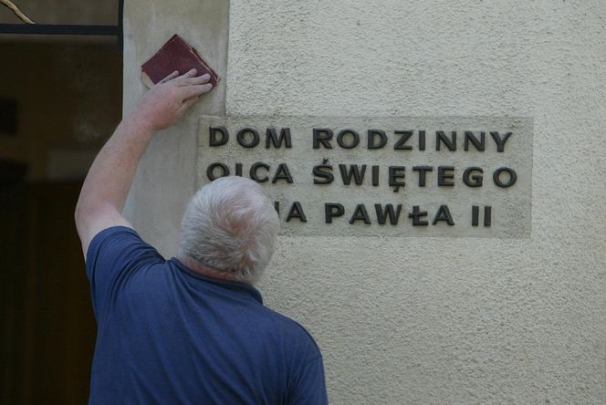 Tak mieszkał Jan Paweł II, tu mieszkał Jan Paweł II