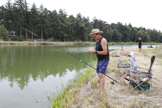 Wokalista Budki Suflera znów zakochany! Wszystko na jaw wyszło na rybach