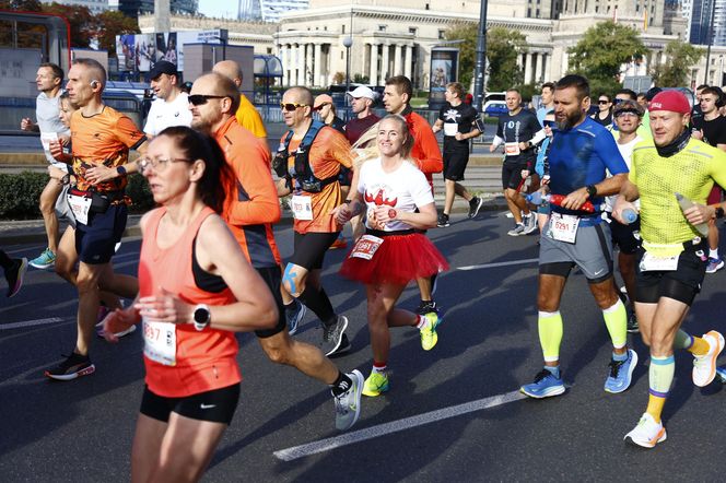 Uczestnicy 46. edycji Nationale-Nederlanden Maratonu Warszawskiego