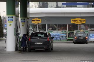 Po zakazie handlu w niedziele stacje benzynowe zamienią się w HIPERMARKETY