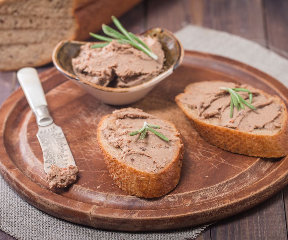 Jak zrobić pasztet z wątróbki bez pieczenia? Pyszny pasztet w pół godziny 