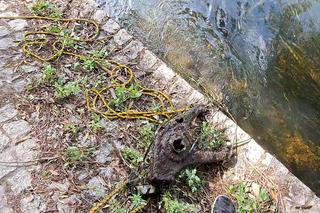 Na dnie Młynówki przeleżał pewnie z 200 lat. Bydgoszczanin wyłowił go wielkim magnesem 