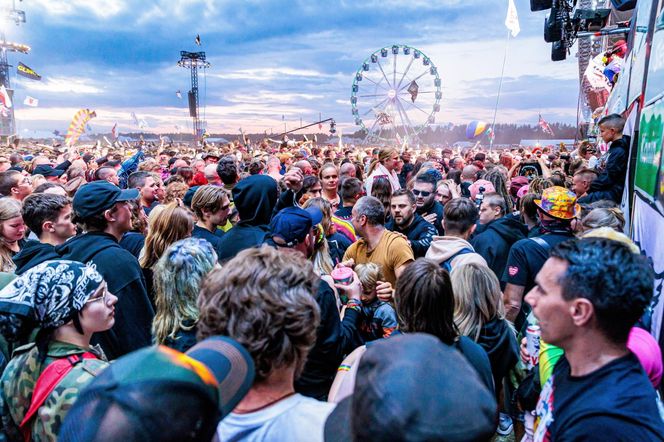 Festiwalowicze na Pol'and Rock Festivalu 2025