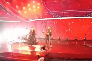 Muzyk Patrycji Markowskiej upadł na scenie w Opolu