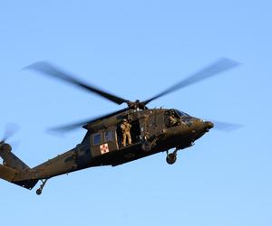 Black Hawk na lądowisku SOR w Poznaniu