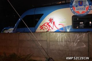 23-latek bazgrał po pociągach