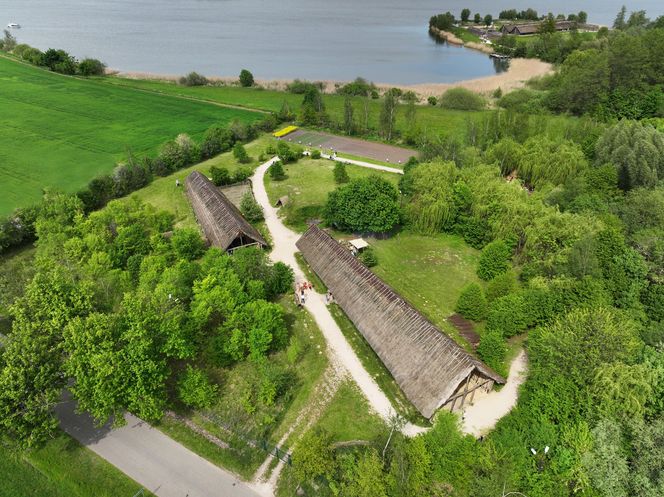 Muzeum Archeologiczne i Osada w Biskupinie 