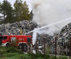 Pożar w Kamieńcu, zdjęcia z akcji strażaków z 1 listopada