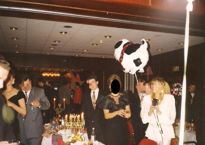 Masa PUBLIKUJE nieznane zdjęcia! W tle alkohol i tajemnicze kobiety