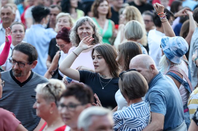 Potańcówka w Katowicach na Rynku "Roztańczony Wyspiański"