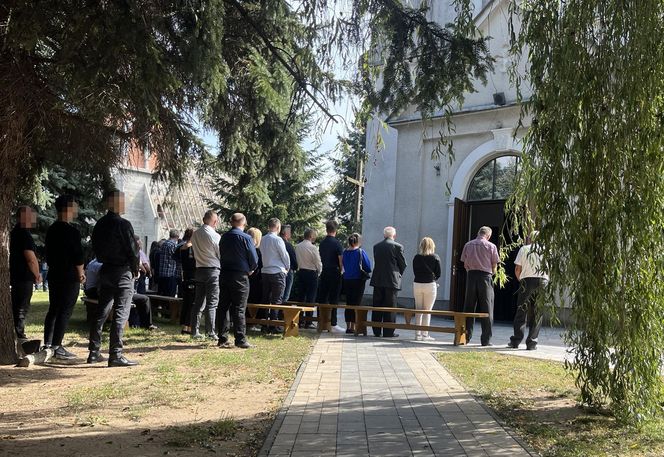 Pogrzeb rodzeństwa w Tuszowie Narodowym. Dominika i Grzegorz zginęli w wypadku. Trafili na pijanego kierowcę lawety