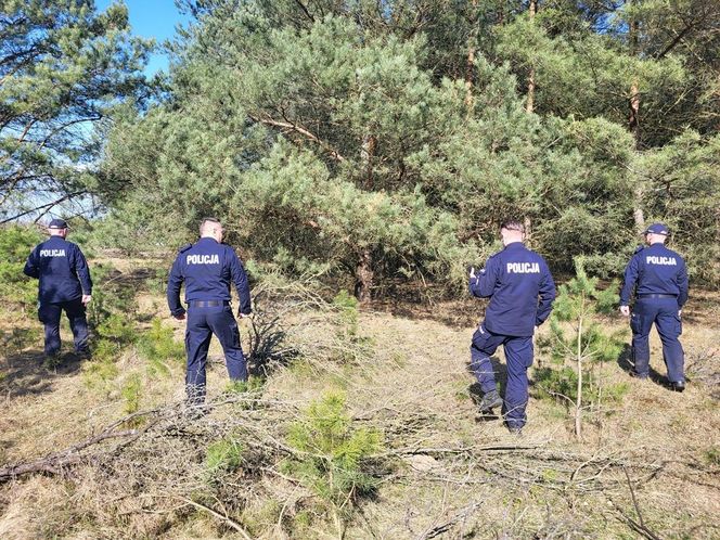 Tajemnicze zaginięcie Jowity Zielińskiej. Policja znów przeczesuje lasy i jeziora [ZDJĘCIA]