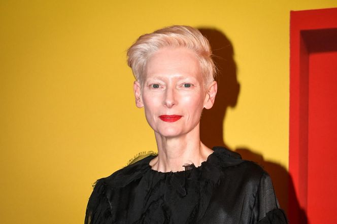 Tilda Swinton odwiedzi Polskę. Gwiazda pojawi się na popularnym festiwalu filmowym 