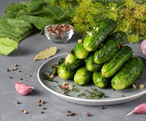 Ogórki małosolne jak u babci – prosty sposób na domowe małosolne