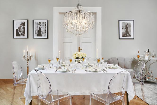 Sylwester w domu: dekoracje, dodatki, aranżacja stołu. Co przygotować do jedzenia?