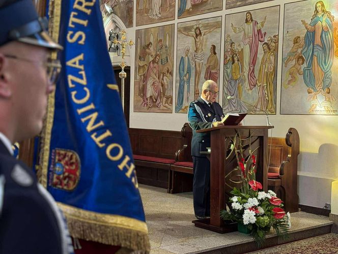 Jubileusz 100-lecia OSP Krzesk-Królowa Niwa uczczony przekazaniem jednostce nowego wozu strażackiego