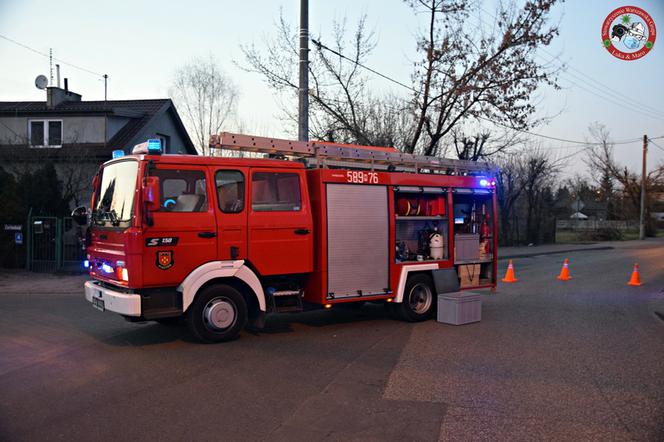Taksówka roztrzaskała się na płocie