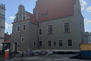 Remont Starego Rynku w Poznaniu trwa. Czy to już ostatnia prosta?