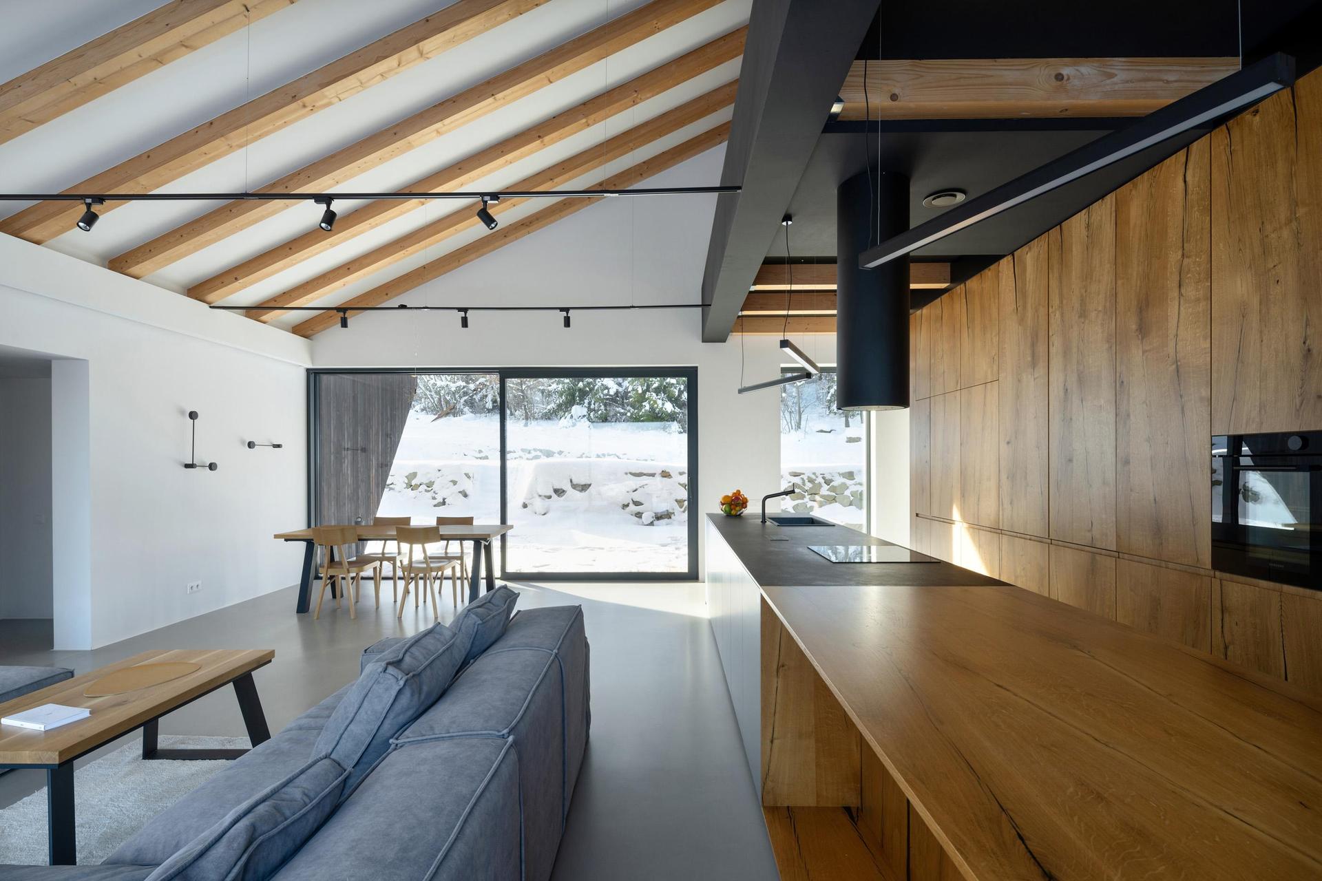 Dom ukryty w Beskidach