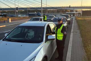 Policjanci z Torunia przeprowadzili akcję pt. Trzeźwy poranek. Korki w mieście