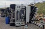 Wypadek w Elizówce koło Lublina. Kierowca został zakleszczony w pojeździe