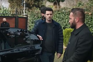 Czy Aziz jest mordercą? 