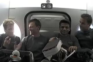 Relacja live z kapsuły Dragon