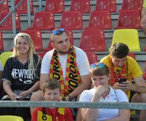 Korona Kielce - Cracovia. Zdjęcia kibiców podczas meczu. 10 sierpnia 2024