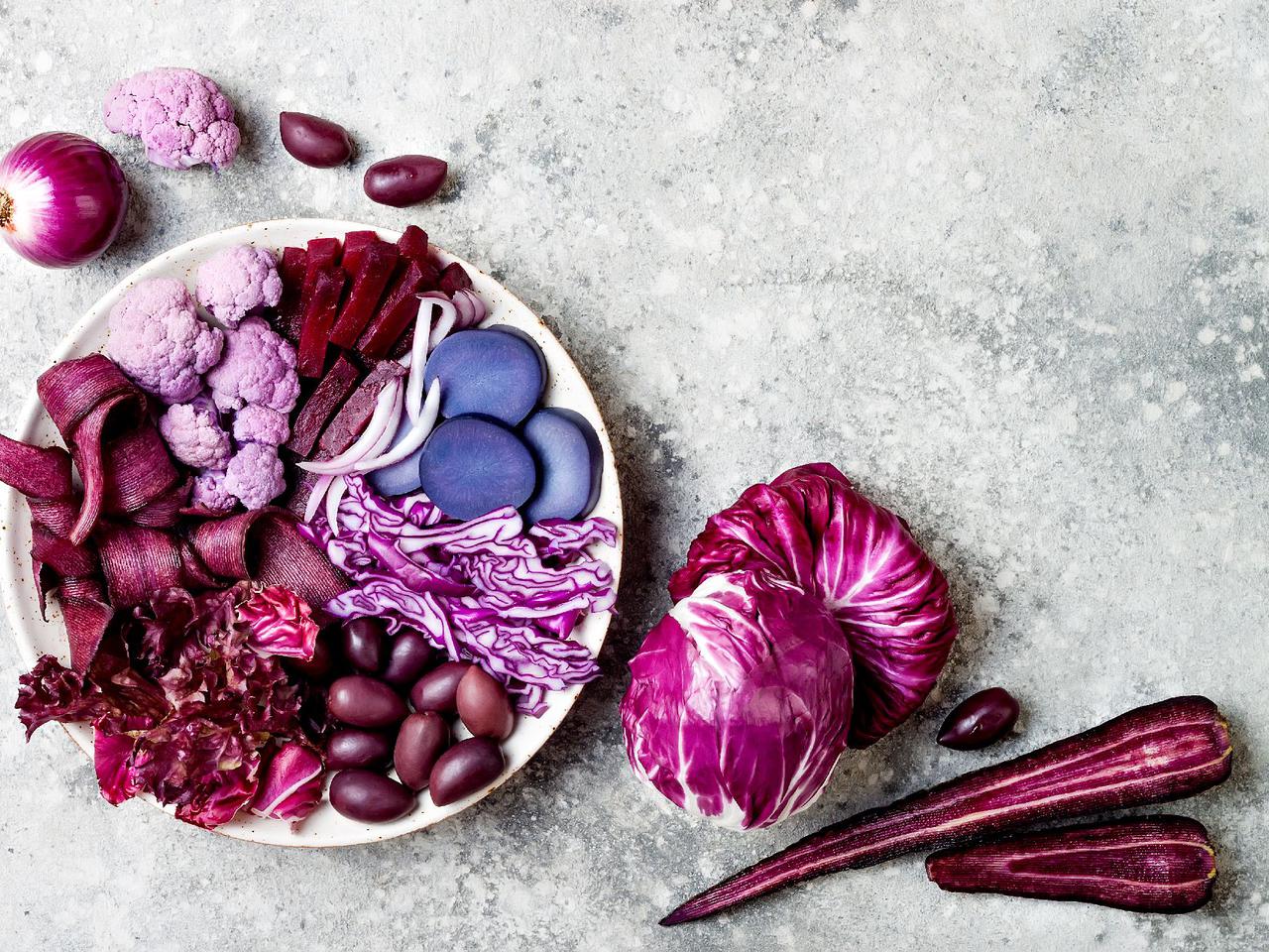 Purpurowy puchar zdrowia, czyli purple healthy bowl jak z restauracji  Roberta Lewandowskiego Nine's 