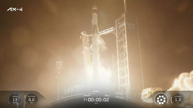 Sławosz Uznański-Wiśniewski poleciał w kosmos! Tak wyglądał start misji Axiom-4
