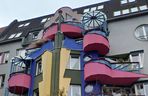Kolorowa plomba we Wrocławiu. W latach 90-tych to był najpiękniejszy budynek we Wrocławiu