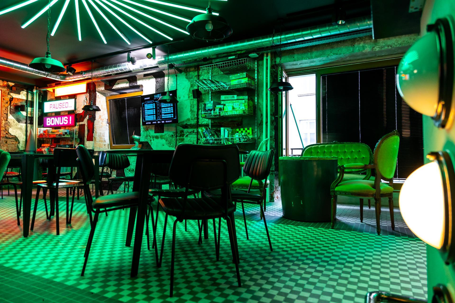 Pub H.4.0.S. Warszawa