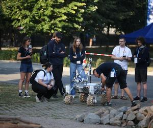 10. edycja zawodów łazików marsjańskich European Rover Challenge na terenie Akademii Górniczo-Hutniczej w Krakowie