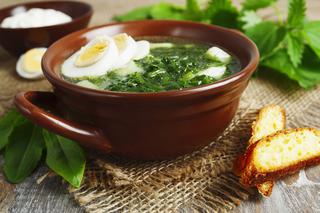 Zupa szczawiowa - przepis Ewy Wachowicz. Ugotuj z nami tę wiosenną zupę!