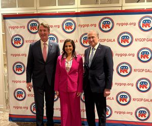 Elise Stefanik chce wystartować w wyborach na gubernatora NY