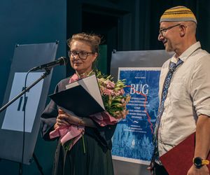 Decyzją Kapituły Nagrodę Główną w Konkursie zdobyła Dorota Filipiak za książkę  „Bug z Tobą. Historie o życiu i śmierci na wsi nadbużańskiego Podlasia”
