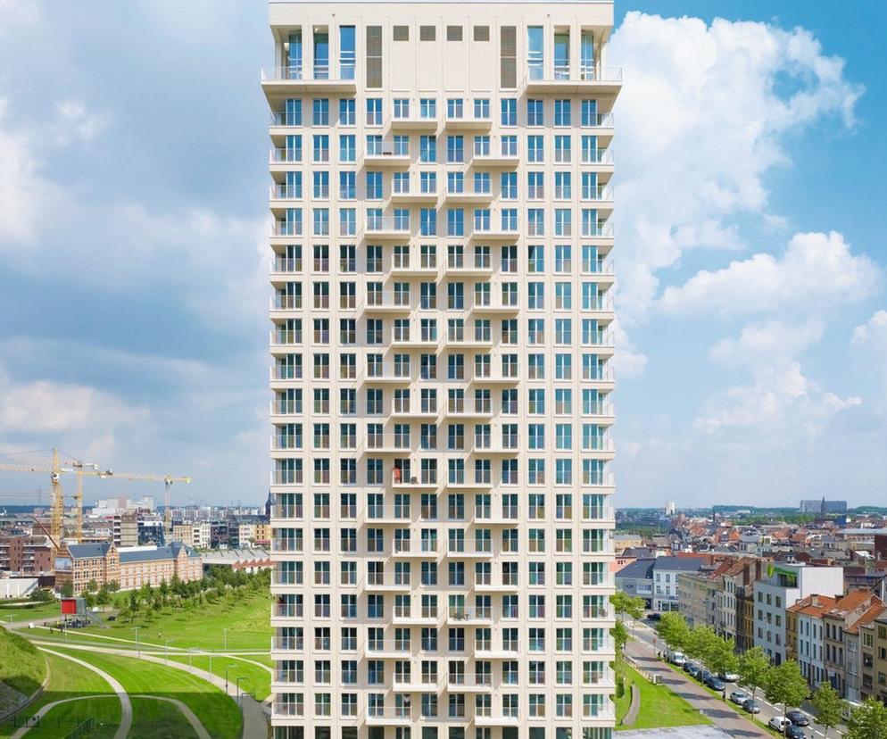 De Lichttoren: klinkierowa wieża w Antwerpii