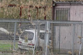 Horror na warszawskiej Białołęce. W budynku obok rozdzielni elektrycznej znaleziono ciało 70-latka