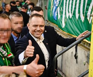 Karol Nawrocki na meczu Lechia Gdańsk - Motor Lublin. Prezydent poszedł do młyna! 