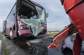 Dramatyczne zderzenie autokarów na Dolnym Śląsku