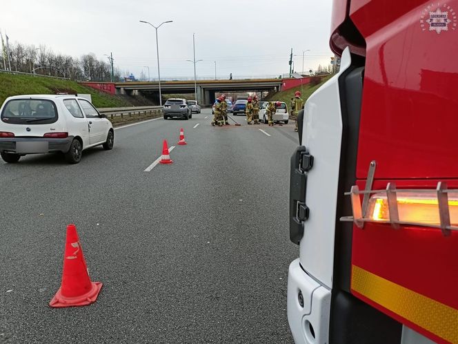 Karambol na DTŚ. Zderzyło się 7 samochodów. Występują ogromne utrudnienia