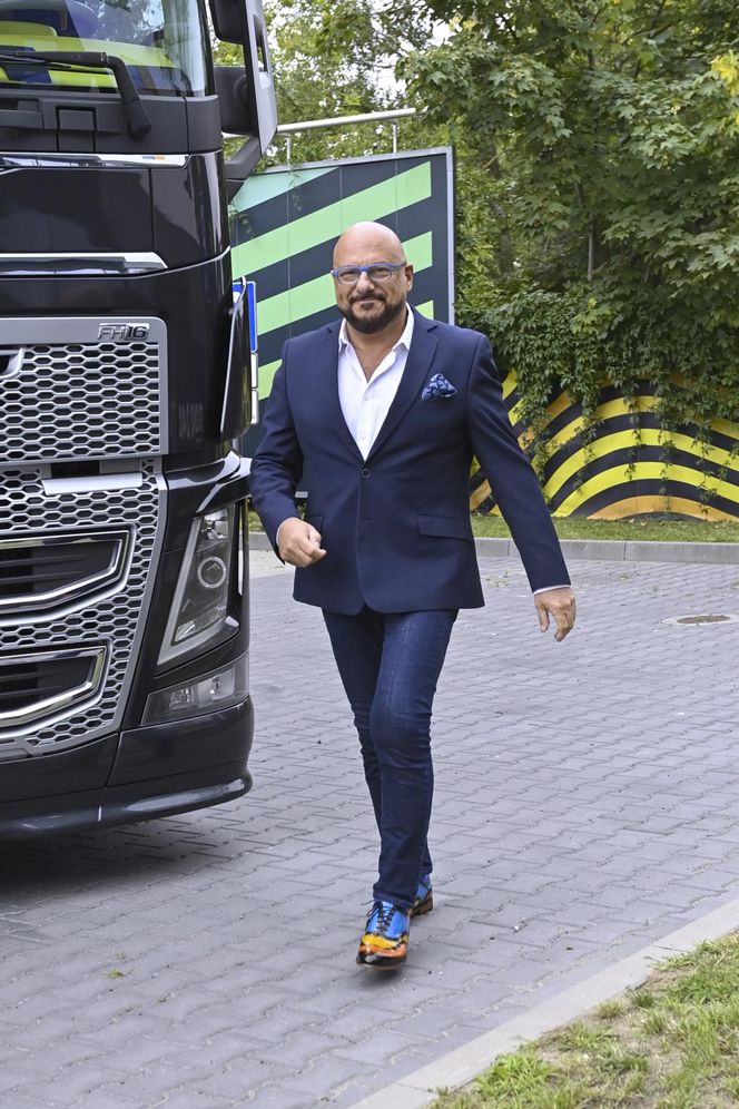 Gwiazdy na jesiennej ramówce Polsatu błyszczały błękitem i dekoltami poniżej pasa. Tylko Ada Fijał i Kasia Cichopek przełamały sztampę